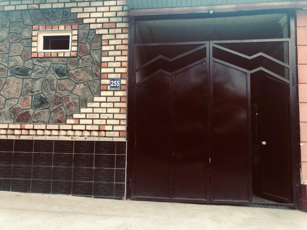 Be My Guest Hotel Osh Ngoại thất bức ảnh