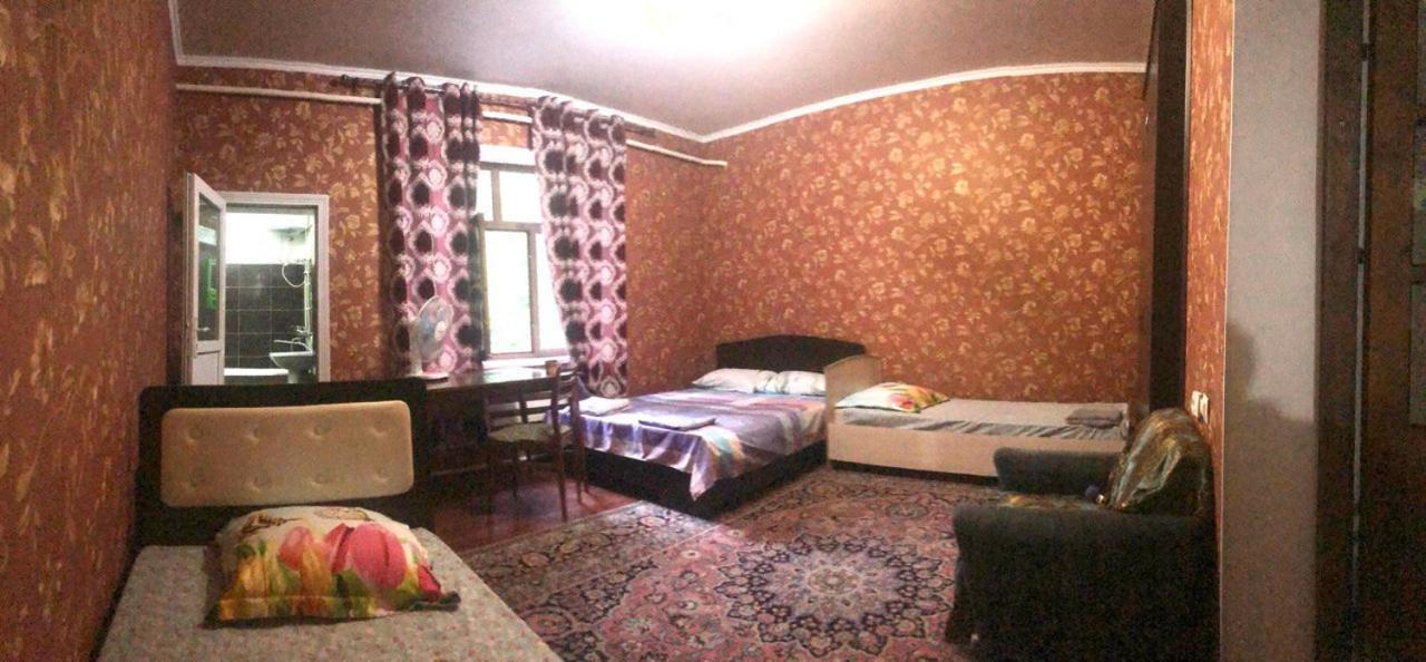 Be My Guest Hotel Osh Ngoại thất bức ảnh