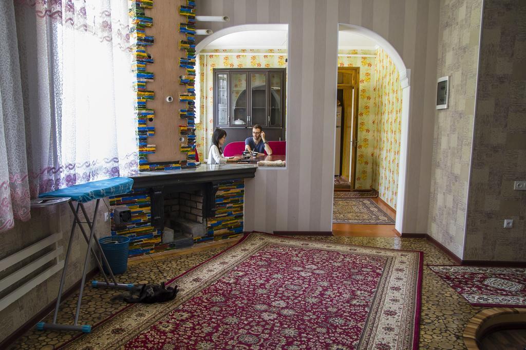 Be My Guest Hotel Osh Ngoại thất bức ảnh